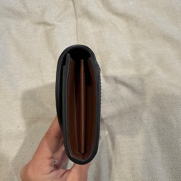 BRAND NEW, NEVER USED! Burberry Check Continental Wallet - Picture 5 of 11